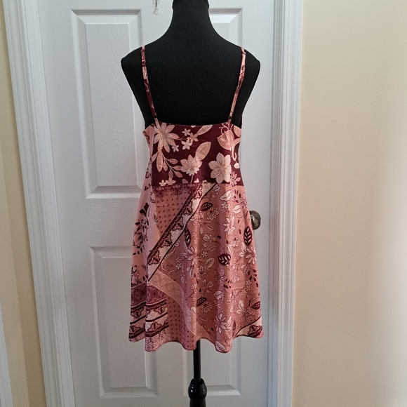 La Vie En Rose Lingerie Satin Slip Dress Pink Size Medium Chemise Nightie - Picture 3 of 12